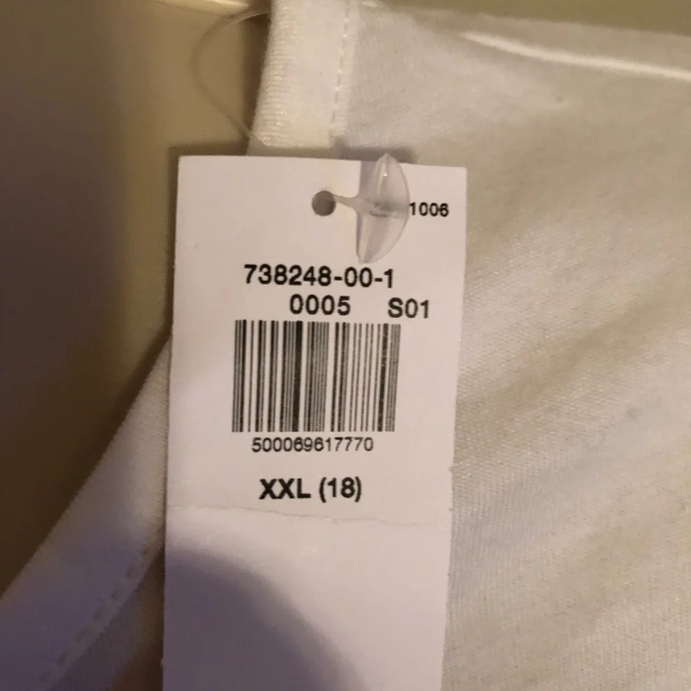 Kids Old Navy NWT, white shirt, XXL